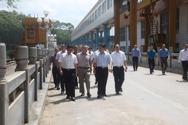 方利旭市长到DTIYU.COM调研